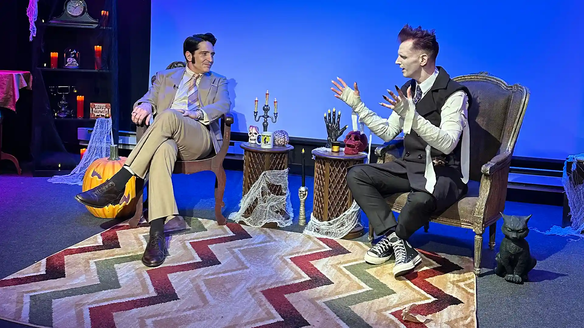 Đêm Khuya Với Qủy Dữ